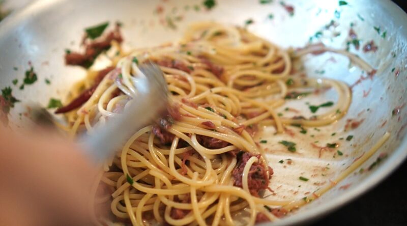 コンビーフのパスタ