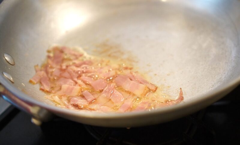 タバスコのクリームパスタ