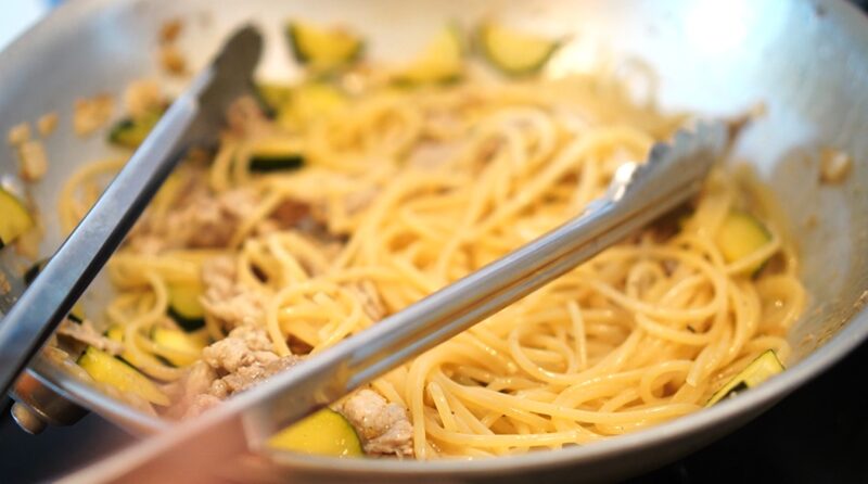 豚肉とズッキーニのペペロンチーノ