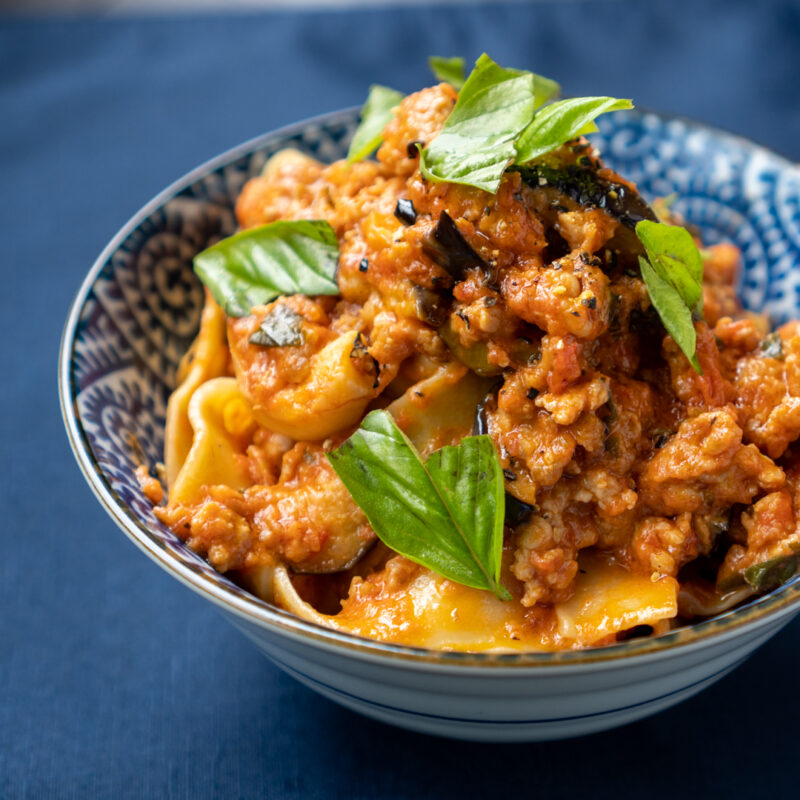 ココナッツミルクと鶏ひき肉 茄子のトマトソースパスタ Pyn Pasta Galleria