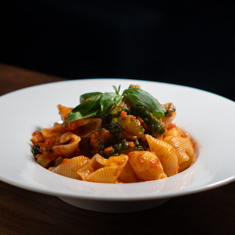 ゴーヤのトマトソースパスタ