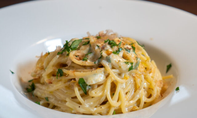 カマンベールと鰹節のパスタ