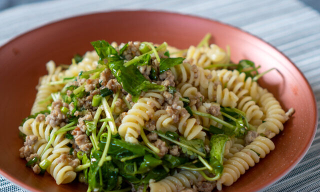 豚ひき肉のエスニック風パスタ