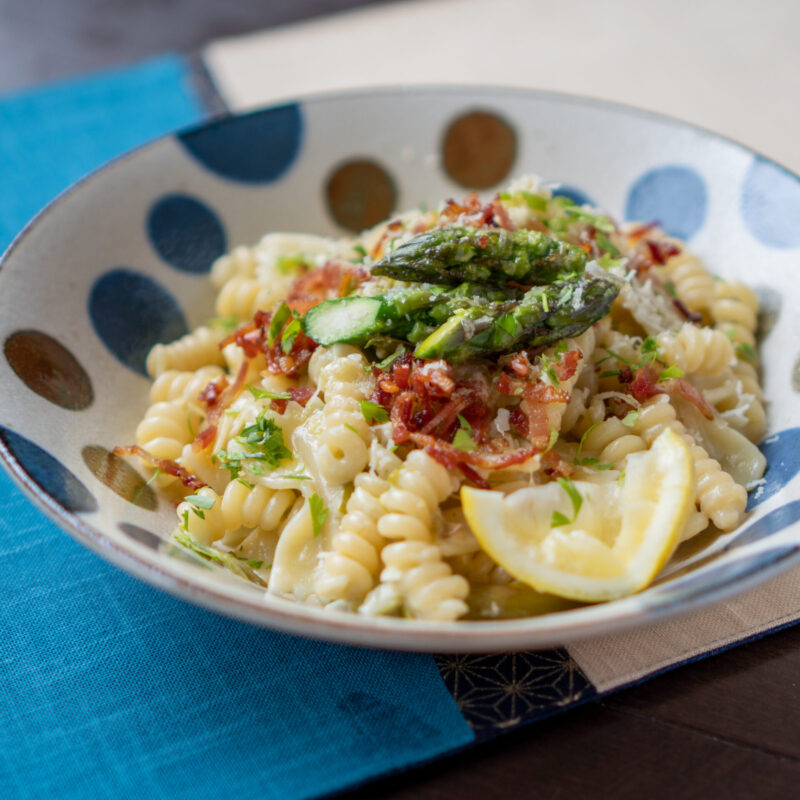 アスパラガスのクリームパスタ