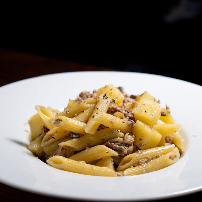 ジャガイモとサバ缶のペンネ