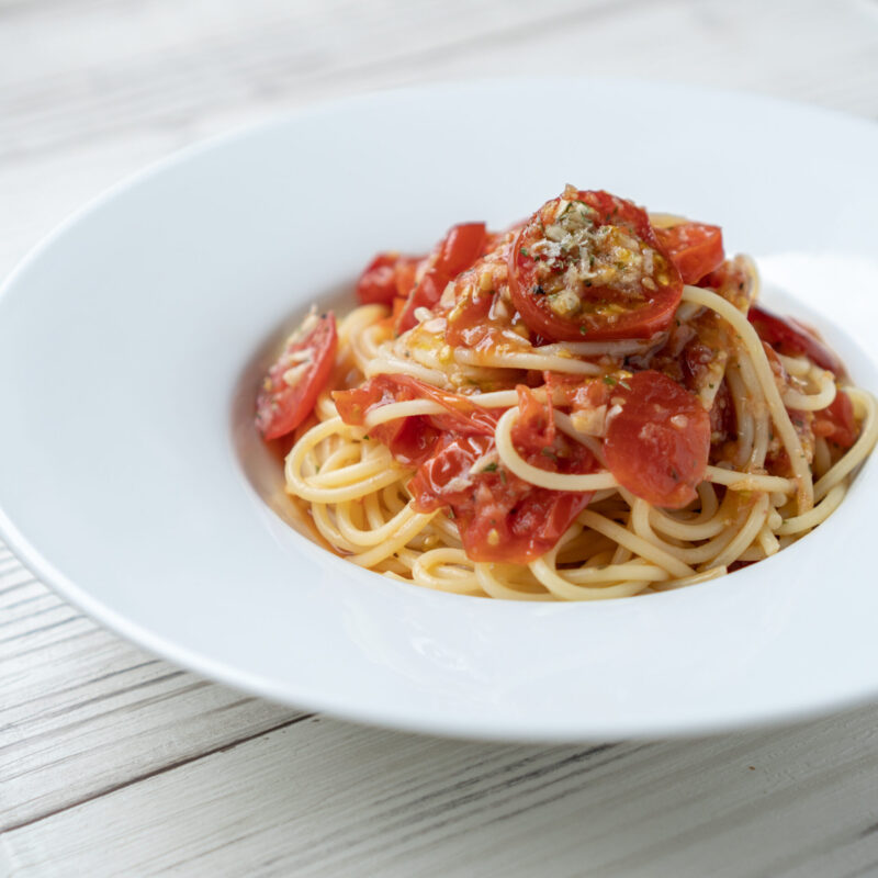 オーブン焼きトマトのパスタ