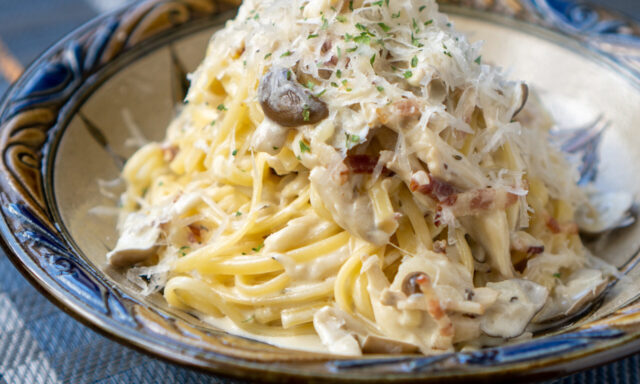 しめじとベーコンのクリームパスタ