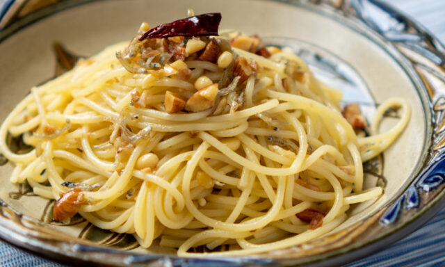 じゃことナッツのペペロンチーノ