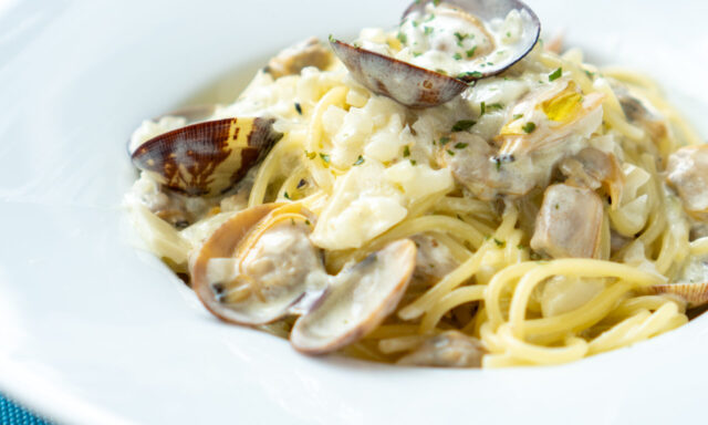 アサリのクリームパスタ