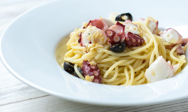 タコとレモンのペペロンチーノ