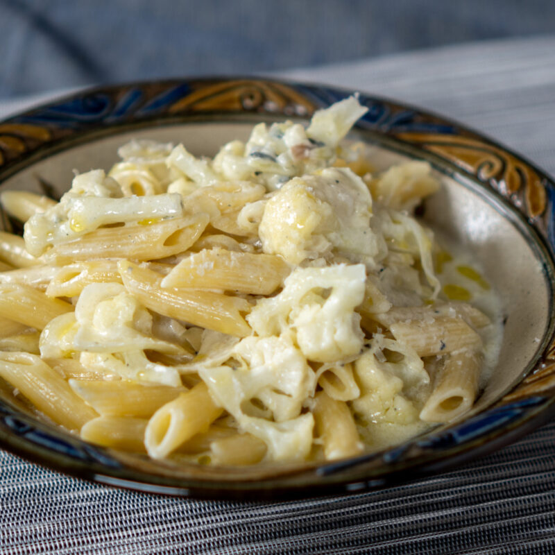 カリフラワーとゴルゴンゾーラのクリームペンネ