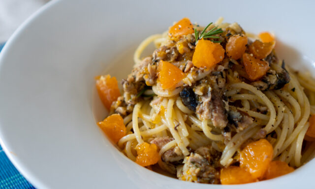鰯とみかんのパスタ・シチリア風