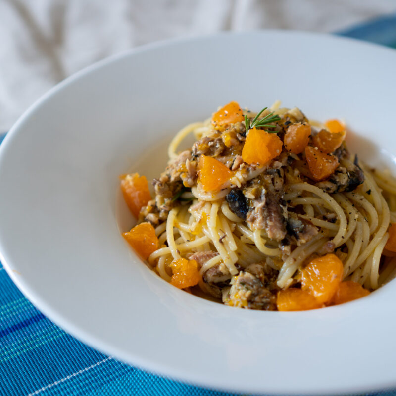 鰯とみかんのパスタ・シチリア風