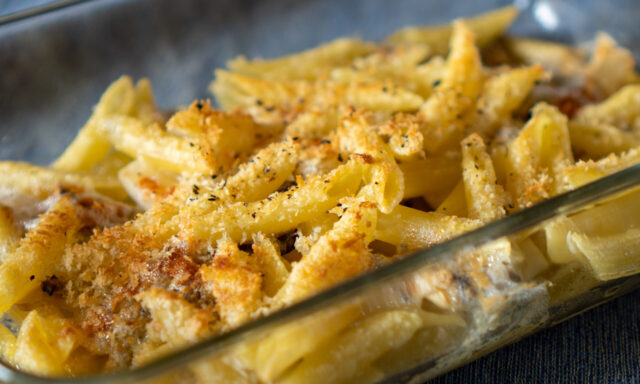 ゴルゴンゾーラとエリンギのオーブン焼きペンネ