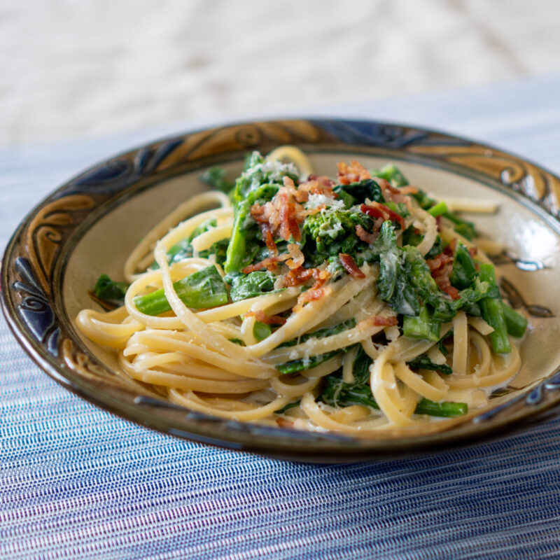 菜の花とベーコンのクリームパスタ