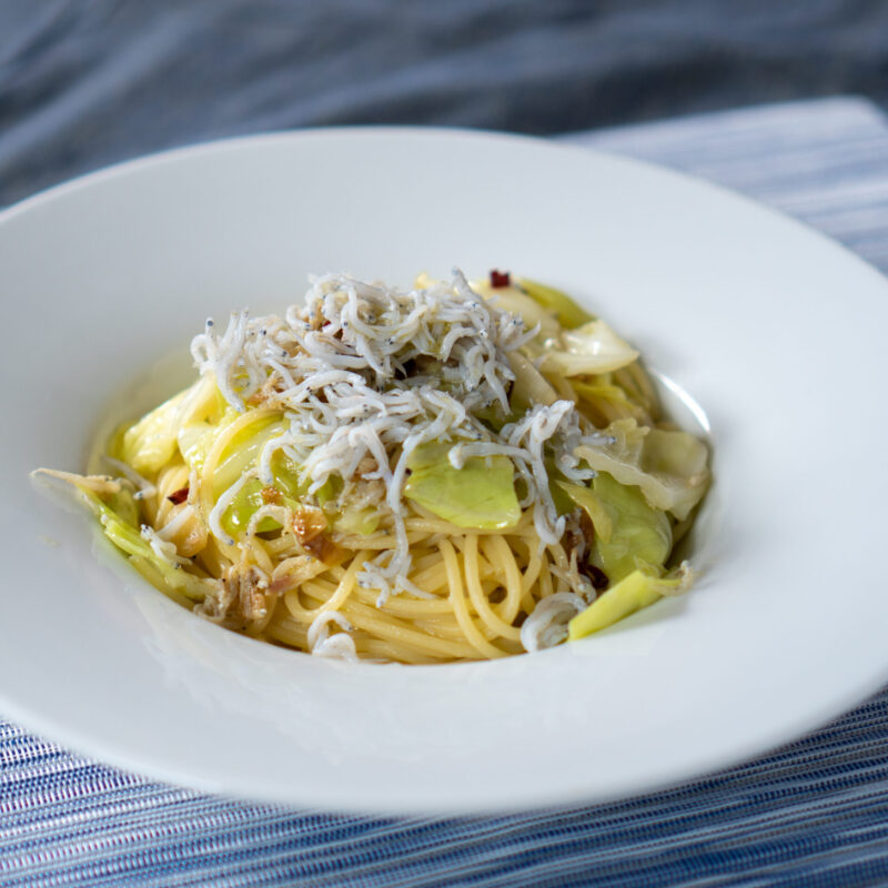 春キャベツとシラスのペペロンチーノ