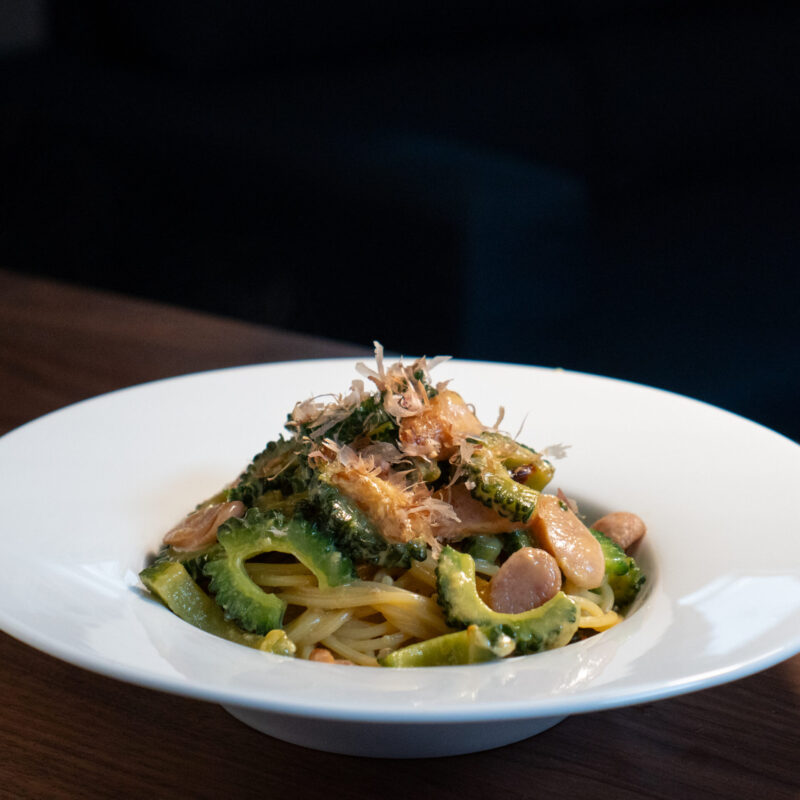 ゴーヤとウィンナーのチャンプルー風パスタ