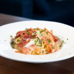 生ハムとサワークリームのパスタ