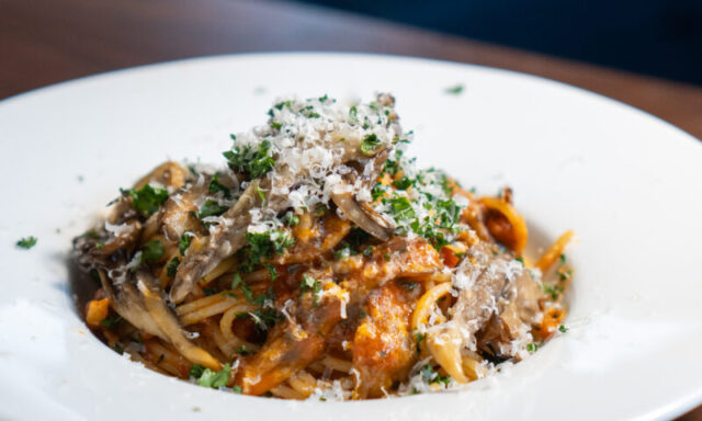 舞茸のトマトソースパスタ