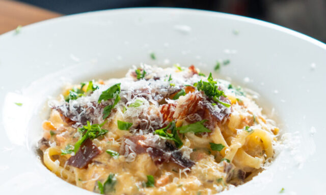 生ハムのトマトクリームパスタ