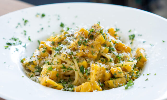 トウモロコシのパスタ