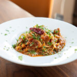 サバ缶のトマトソースパスタ