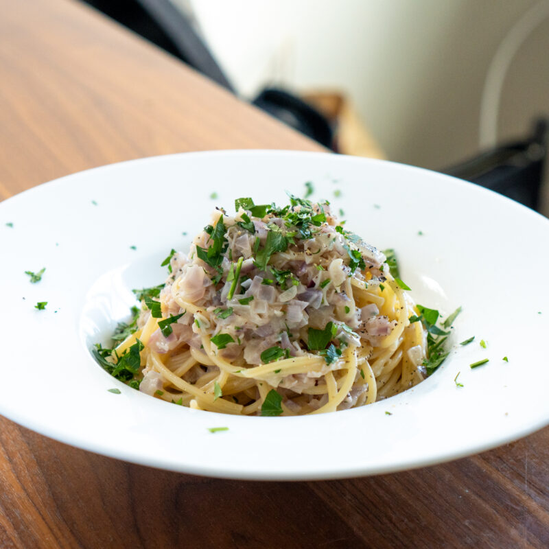 ホタテ缶のレモンバターパスタ