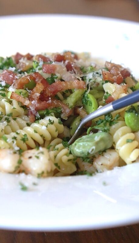 そら豆、海老、ベーコンのパスタ